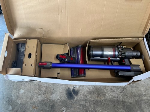 Dyson v11 absolute - v11, cordless