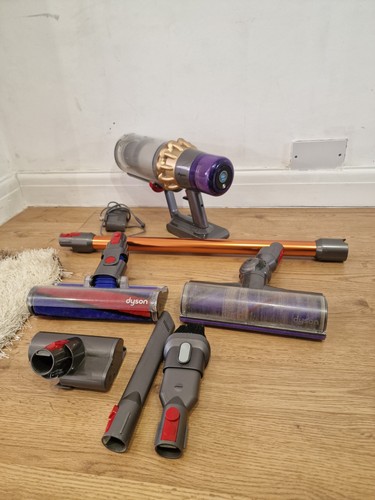 Genuine dyson outsize - genuine, v11