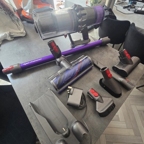 Dyson v11 advanced - advanced, cordless