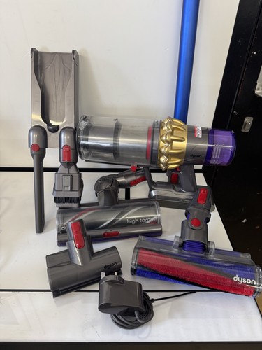 Reconditioned dyson v11 - reconditioned, /
