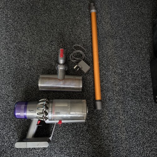 Dyson v11 absolute - absolute, cordless