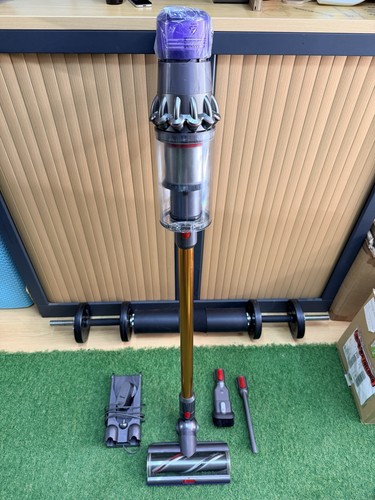 Dyson v11 restored cleaned - dyson,